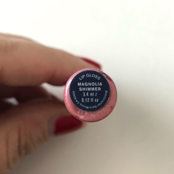 Beautycounter mini lipgloss Magnolia Shimmer - Picture 2 of 3